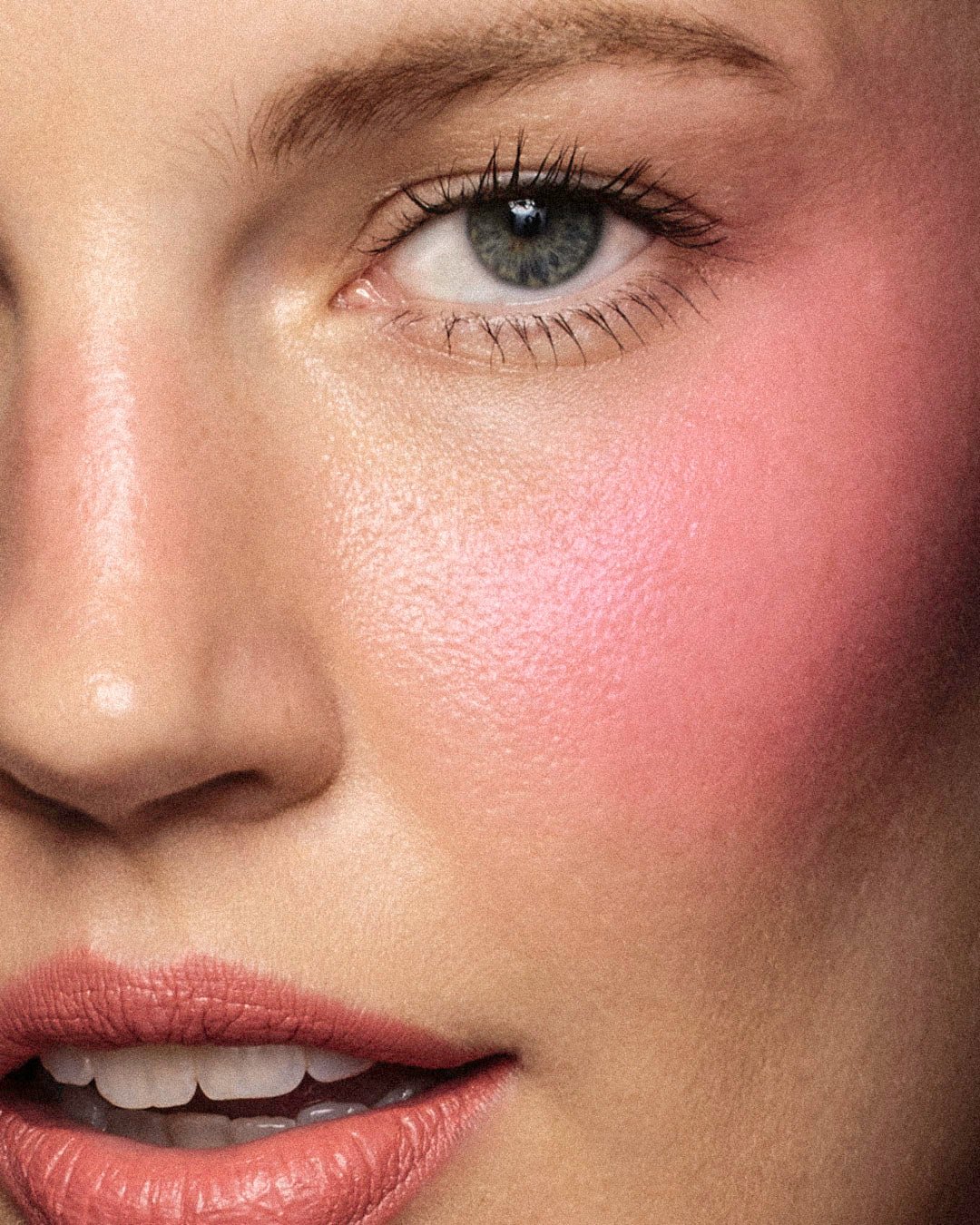 Plaisir Nostalgique Hybrid Blush - QUEEN MUSIA