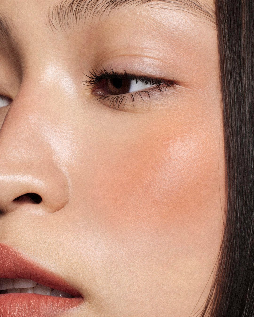 Plaisir Nostalgique Hybrid Blush - QUEEN MUSIA