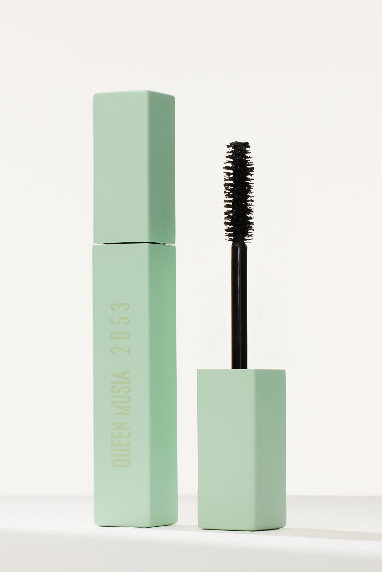 MASCARA 2053 WITH LASH GROWTH EXTRACT - Queen Musia
